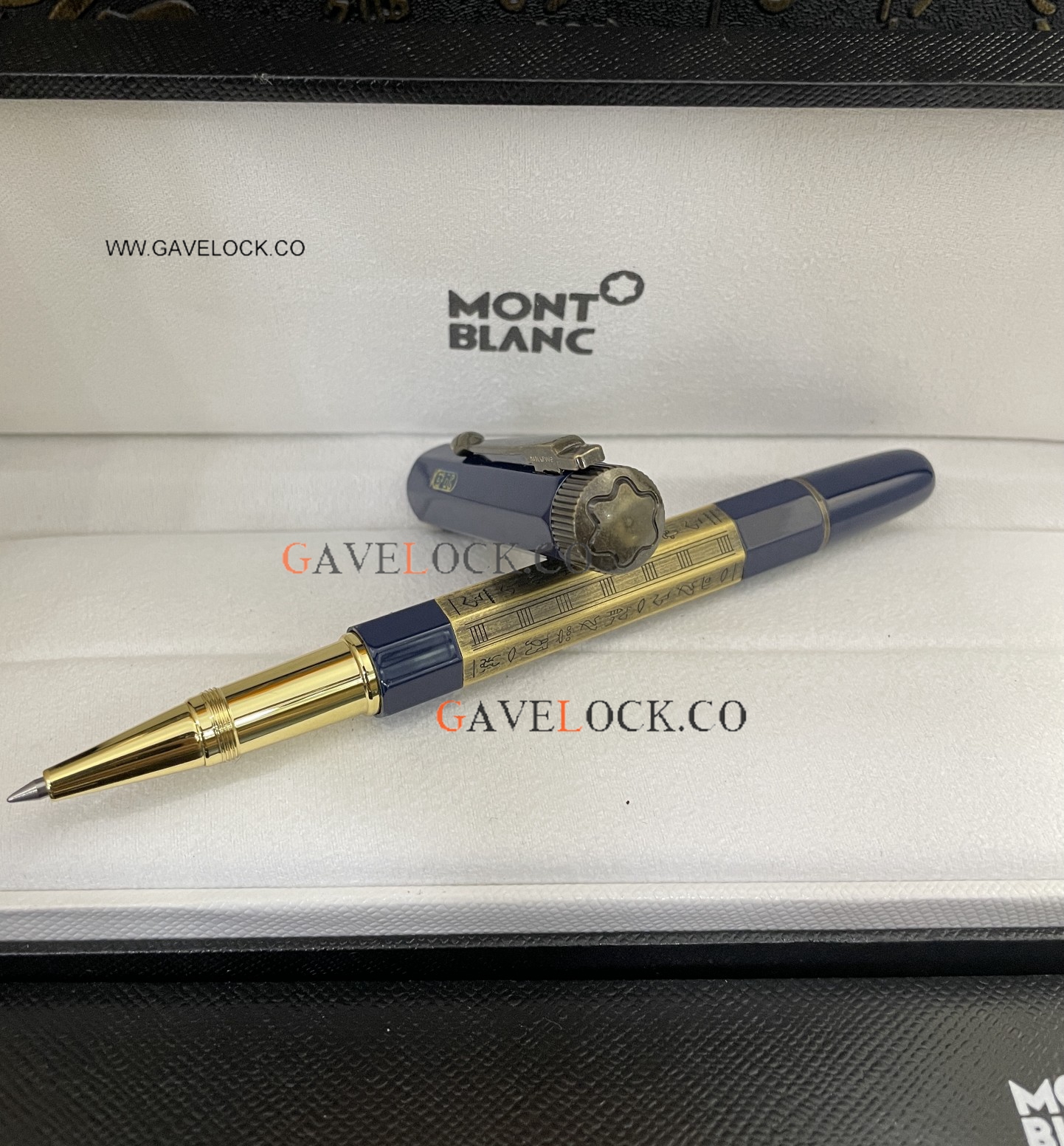 AAA Grade Montblanc Egyptomania Rollerball Pen Blue & Gold